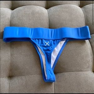 Boutine LA surf buttom